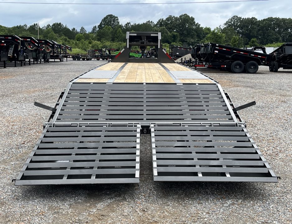 New 2027 MAXXD Gooseneck Flatbed Trailer | 102" x 32' 30K GVWR