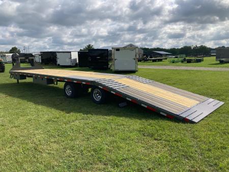 New 2026 Diamond C Trailers 102X40 TANDEM 25.9K GN HYDROTAIL W/ BLACKWOOD RUNNERS, HYDROJACKS, AIR RIDE, DISC BRAKES & WIRELESS REMOTE Flatbed Trailer