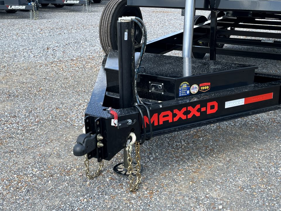 New 2027 MAXXD Dump Trailer | 16' x 83" 17.5K GVWR