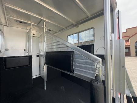 Used 2005 Featherlite 2 Horse Straight Load Bumper Pull Horse Trailer