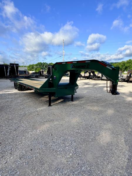 New 2026 Diamond C Trailers 25.9K FMAX212 12' Hydraulic Dovetail 32'X102" Pacesetter Edition Flatbed Trailer