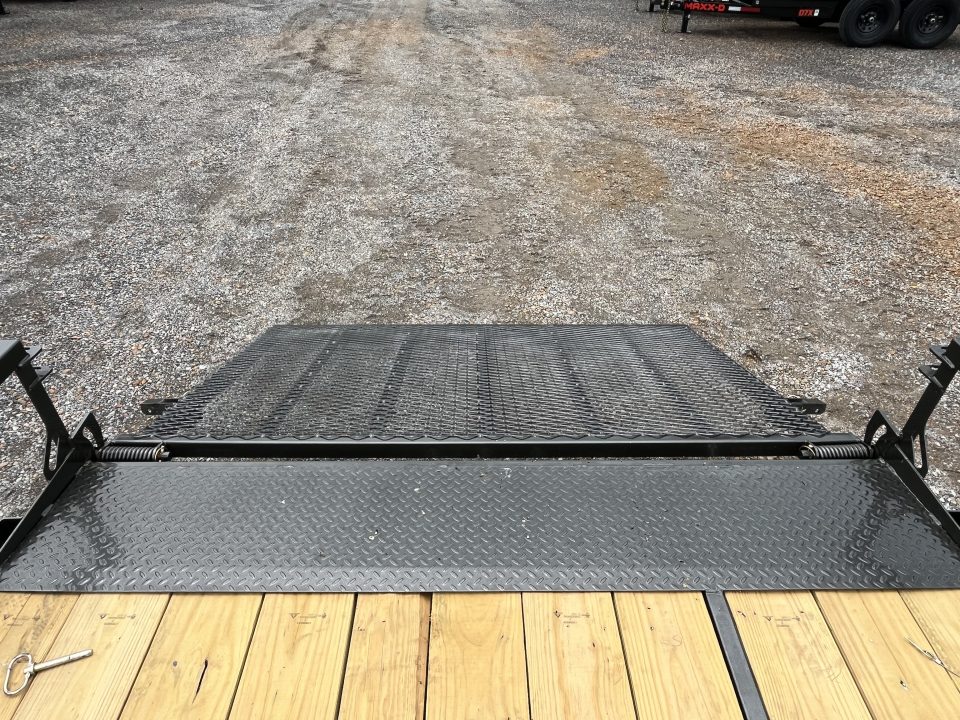 New 2027 MAXXD Utility Trailer | 83" x 16' 7K GVWR
