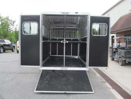 New Shadow 4 Horse Head to Head w/ DR Horse Trailer