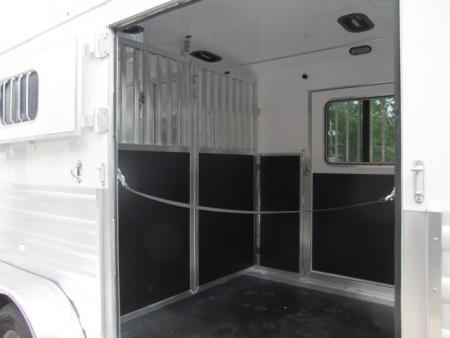 New Shadow 4 Horse Head to Head w/ DR Horse Trailer