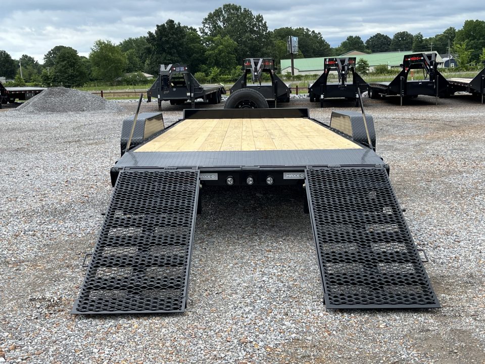New 2027 MAXXD 83"x20' 14k Equipment Trailer