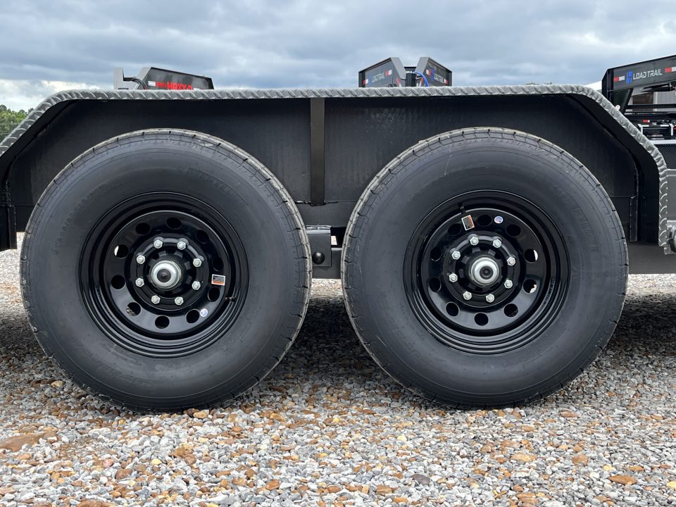 New 2027 MAXXD 83"x20' 14k Equipment Trailer