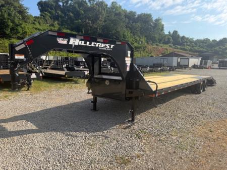 New HillCrest Gooseneck 30+5 25.9 W/ Max Ramps