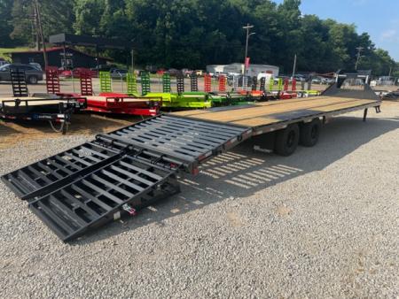 New HillCrest Gooseneck 30+5 25.9 W/ Max Ramps