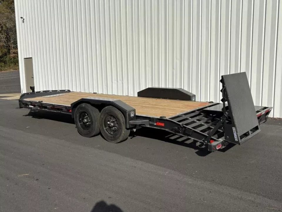 New 2026 Diamond C 82"x22' Equipment, 36" Dove w/Max Ramps LPX207