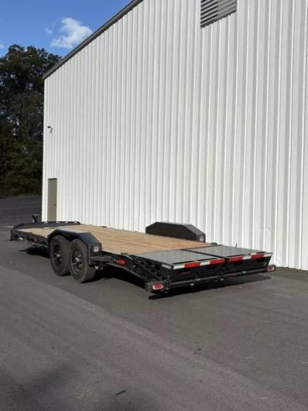 New 2026 Diamond C 82"x22' Equipment, 36" Dove w/Max Ramps LPX207