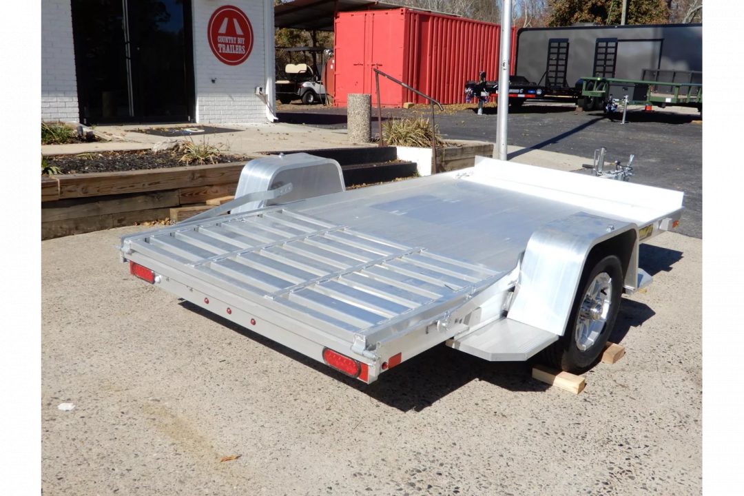 New 2026 Aluma 63"X10' Utility, Straight Tailgate 6310S-TG