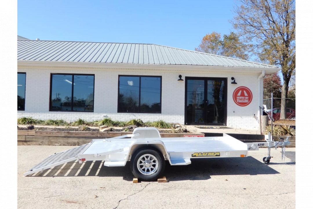 New 2026 Aluma 63"X10' Utility, Straight Tailgate 6310S-TG