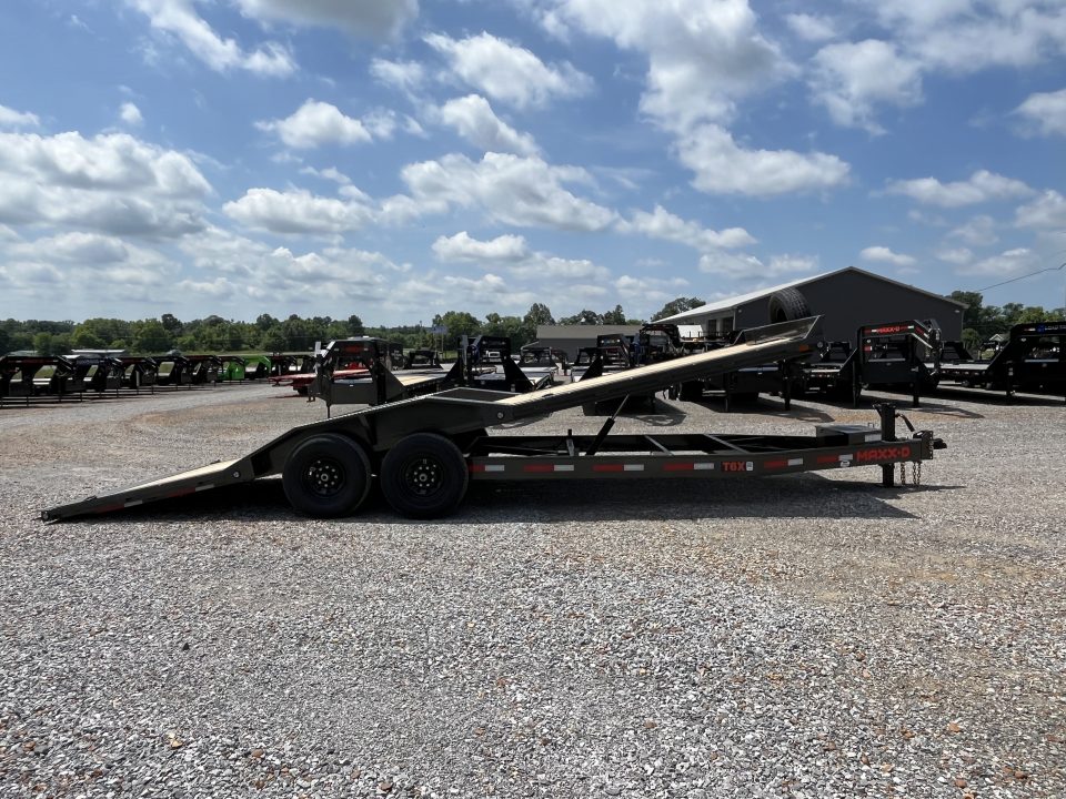 New 2027 MAXXD 102"x24' 14k Power Tilt Trailer