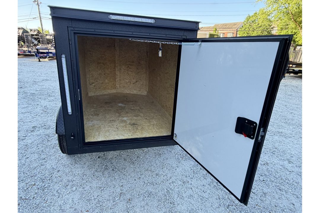 New 2026 Covered Wagon 4'x6' Enclosed, Single Rear Door