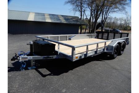 New 2026 Diamond C 83"x16' Landscape, Bifold Gate, 4950 LB Payload, GTU235