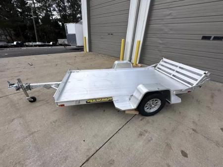 New 2026 Aluma 63"x10' Utility, Bi-Fold Tailgate