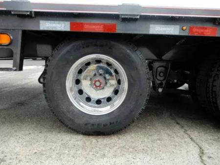 New 2026 Diamond C 8.5x30' Gooseneck, 12' Hydraulic Dove & Jacks, 25900 GVWR, FMAX212HDT