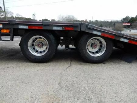 New 2026 Diamond C 8.5x30' Gooseneck, 12' Hydraulic Dove & Jacks, 25900 GVWR, FMAX212HDT