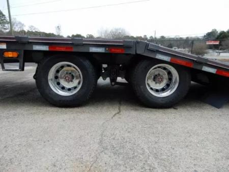 New 2026 Diamond C 8.5x30' Gooseneck, 12' Hydraulic Dove & Jacks, 25900 GVWR, FMAX212HDT