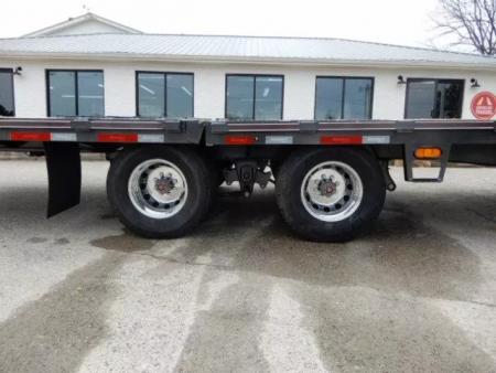 New 2026 Diamond C 8.5x30' Gooseneck, 12' Hydraulic Dove & Jacks, 25900 GVWR, FMAX212HDT
