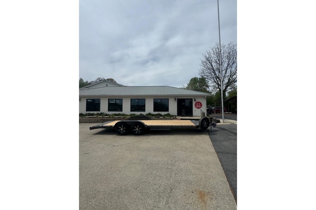 New 2026 Diamond C 83x20 Car Hauler, 2' Dove, Slide-In Ramps GTF206