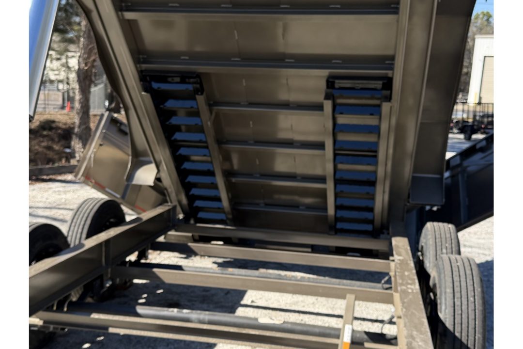 New 2026 Diamond C 7x14' Dump, 7 Ga. Steel, 32" Sides, 15500 GVWR, Ramps, Spare, LPT207