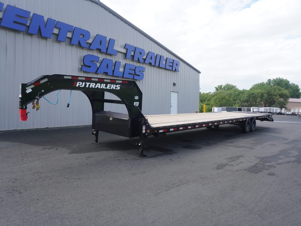 New 2026 PJ Trailers 40ft Gooseneck Deckover Trailer