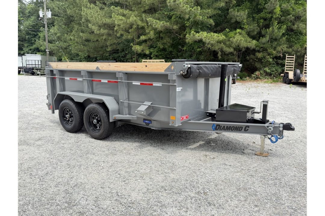 New 2026 Diamond C MDT 206 12'x77"