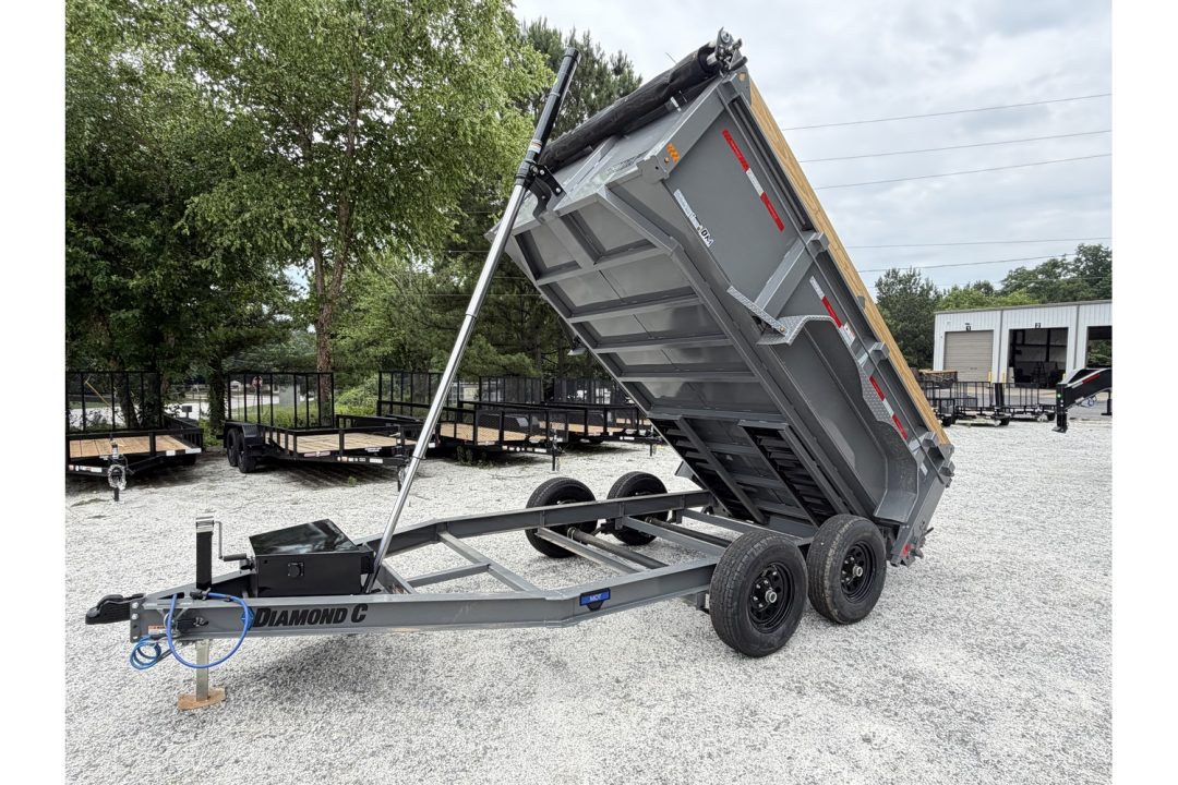 New 2026 Diamond C MDT 206 12'x77"