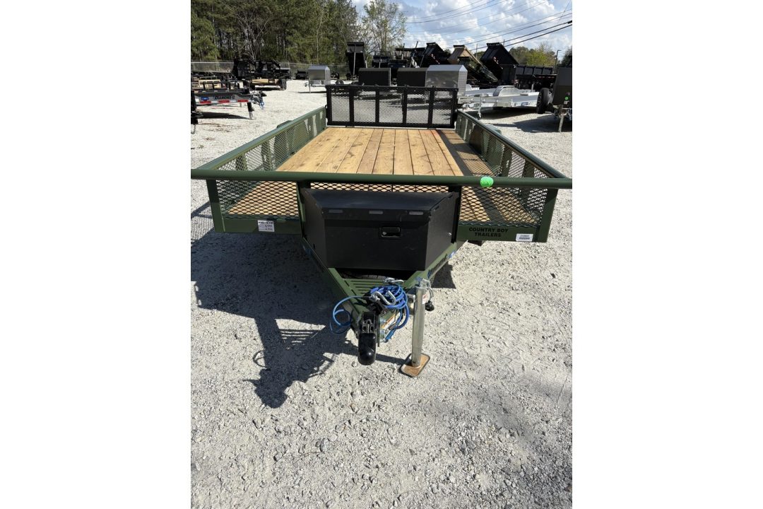 New 2026 Diamond C 83x14' Utility, Bi-Fold Gate PSA 106