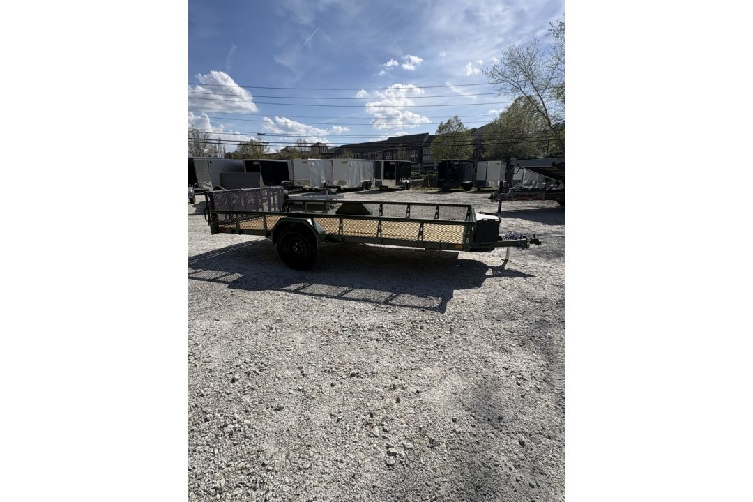 New 2026 Diamond C 83x14' Utility, Bi-Fold Gate PSA 106