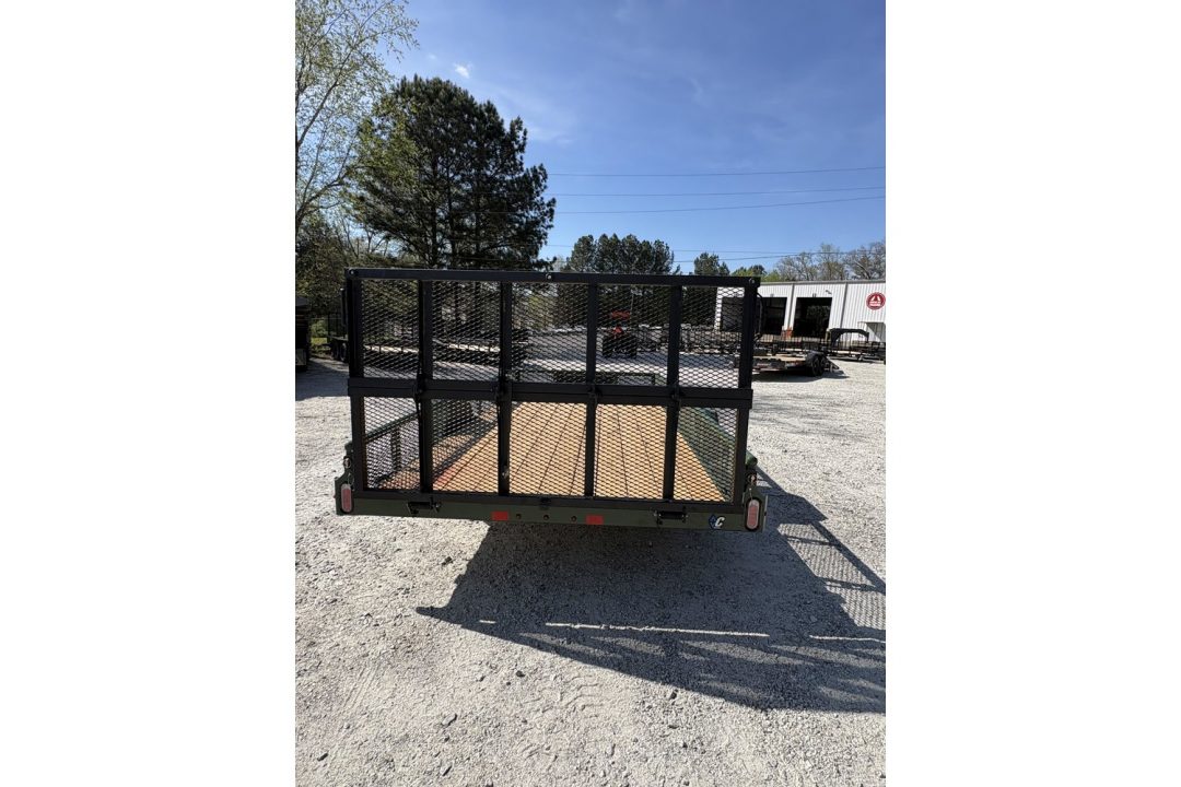 New 2026 Diamond C 83x14' Utility, Bi-Fold Gate PSA 106