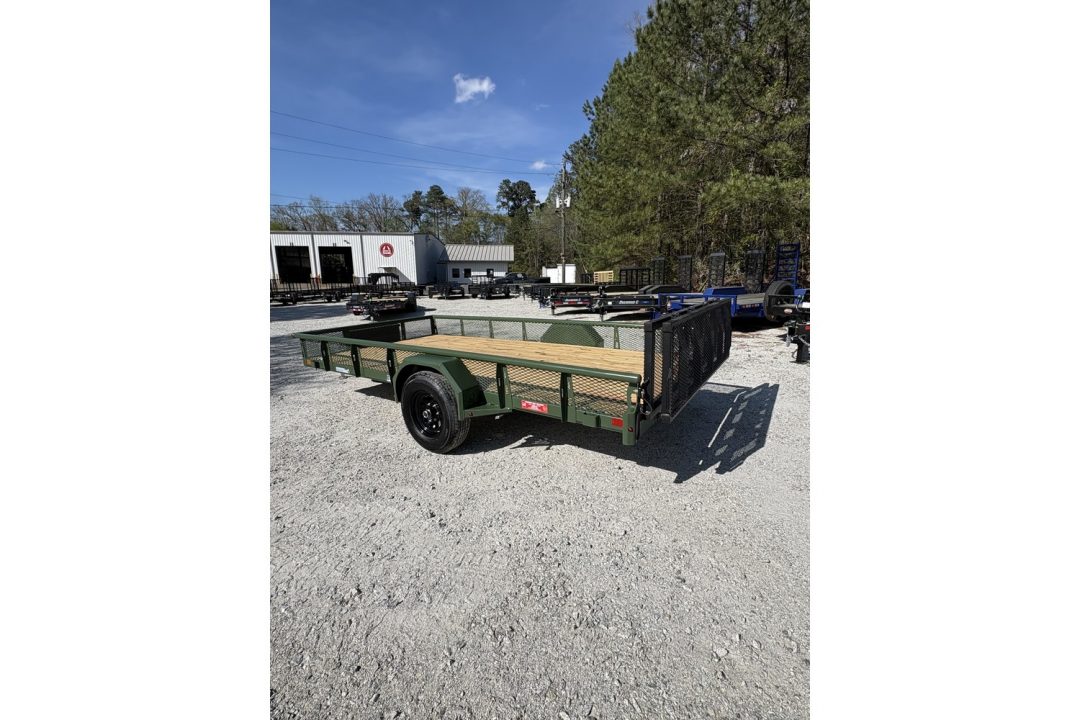 New 2026 Diamond C 83x14' Utility, Bi-Fold Gate PSA 106