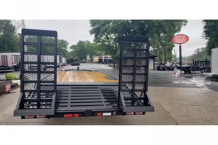 New 2026 Diamond C 8.5x24' Deckover Equipment, 5' Dove, Extra-Wide Ramps, 15500 GVWR, DEC207