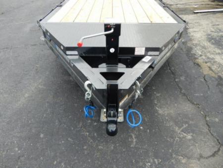New 2026 Diamond C 82x20' Equipment, 2' Dove w/Flip Ramps LPX207