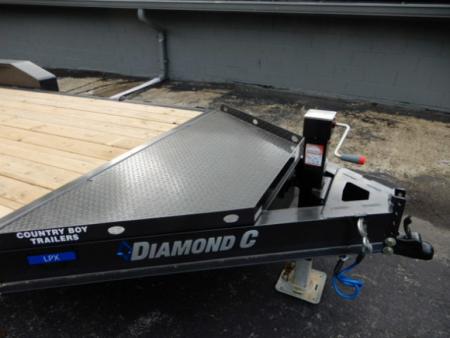 New 2026 Diamond C 82x20' Equipment, 2' Dove w/Flip Ramps LPX207