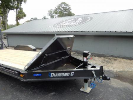 New 2026 Diamond C 82x20' Equipment, 2' Dove w/Flip Ramps LPX207
