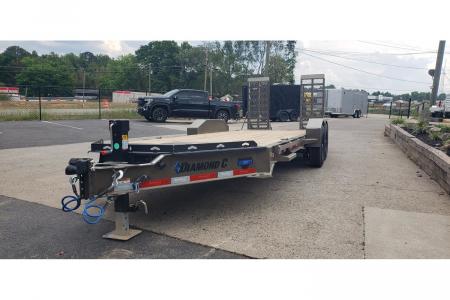 New 2026 Diamond C 82x20' Equipment, 2' Dove w/HD Flip Ramps LPX207