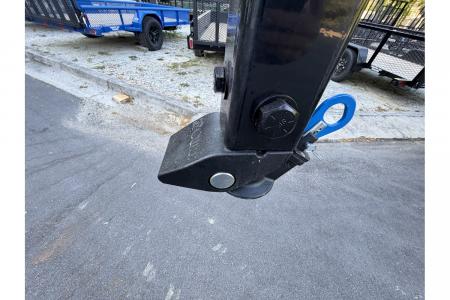 New 2026 Diamond C 8.5x35' Equipment, Gooseneck w/Max Ramps FMAX210MR