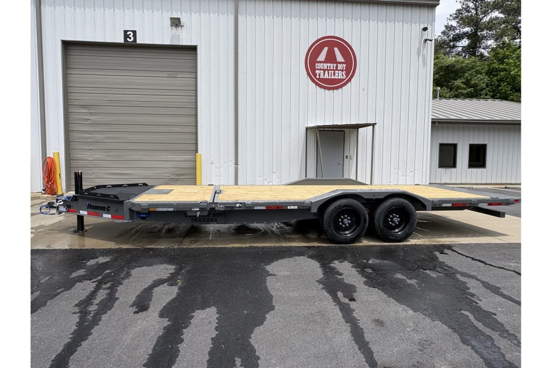 New 2026 Diamond C 8.5x22' Hydraulic & Gravity Tilt, ABS Brakes, Drive over Fenders, 18K GVWR, HXD208