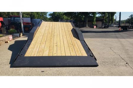 New 2026 Diamond C 8.5x22' Equipment, 4' Flat, 18' Tilt, Max Wide HXD208