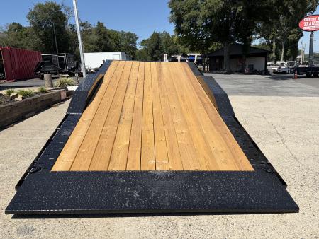 New 2027 Diamond C 8.5x24 Equipment, 18' Tilt, Drive-0ver Fenders HXD210