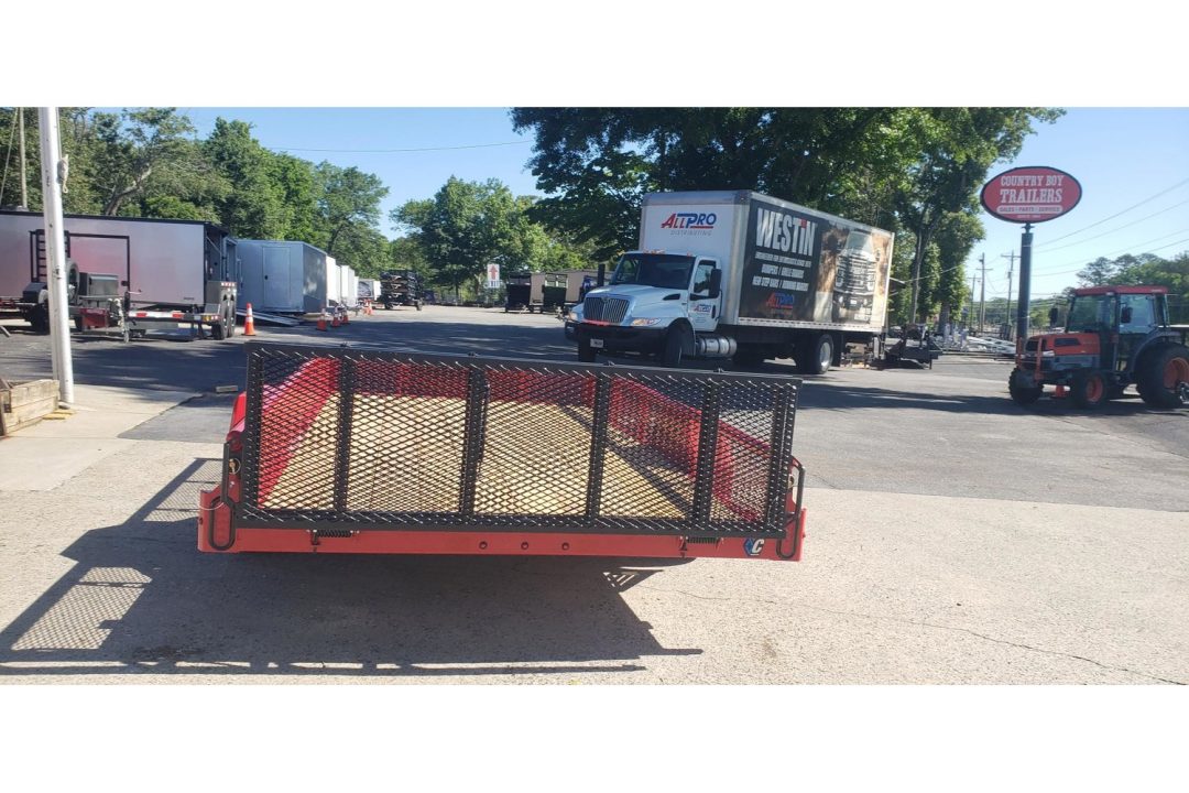 New 2026 Diamond C 77x12' Utility, Bi-fold tailgate, Spare Tire PSA135