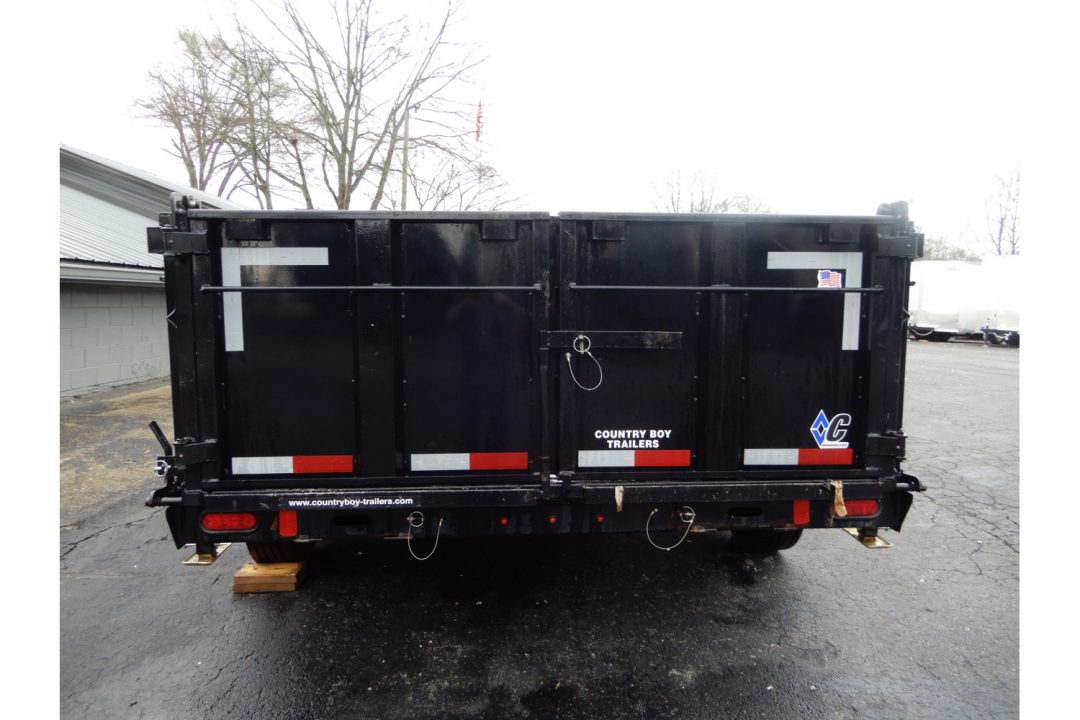 Used 2022 Diamond C USED 82x14' Dump, 32" Sides, 20k GVWR, LPT210