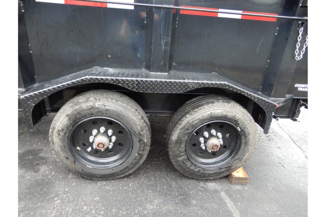Used 2022 Diamond C USED 82x14' Dump, 32" Sides, 20k GVWR, LPT210