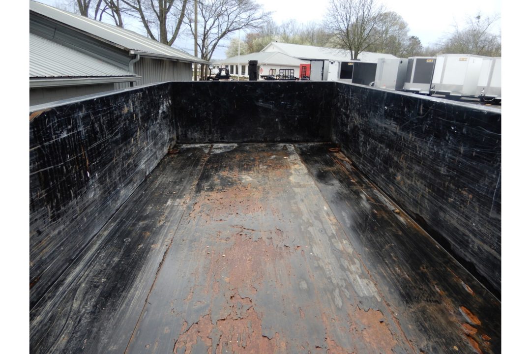 Used 2022 Diamond C USED 82x14' Dump, 32" Sides, 20k GVWR, LPT210