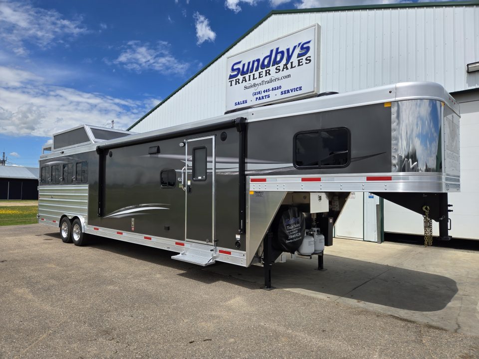 New 2026 Merhow Stampede 4 Horse Trailer