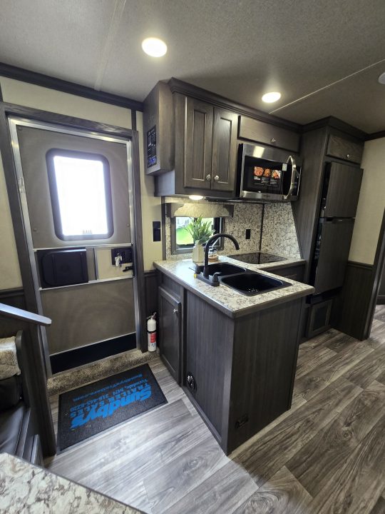 New 2026 Merhow Stampede 4 Horse Trailer