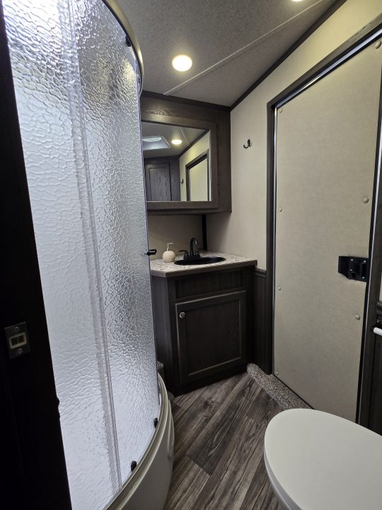 New 2026 Merhow Stampede 4 Horse Trailer