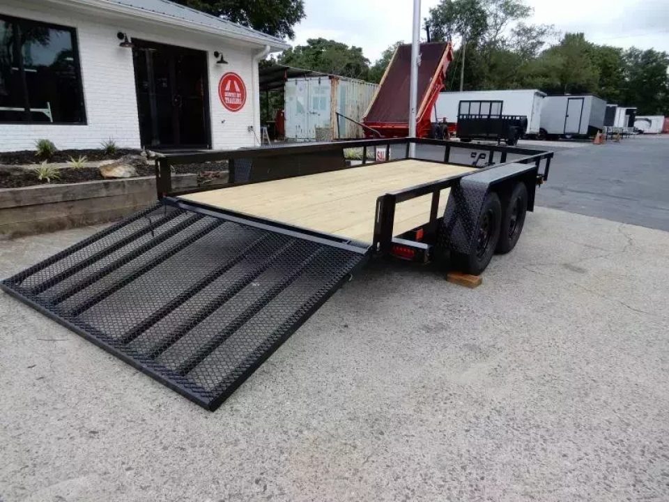 New 2027 Currahee 76'x14' Landscape, Removable Ramp Gate, 14" Sides